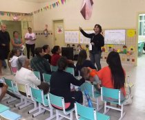 ESCOLA DE PAIS - MINHA CASA TAMBÉM É COLORIDA - CORA CORALINA - MATUTINO