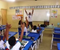 PC3ES = SUSTENTÁVEL - EMEF ANTÔNIO V. REZENDE - CENTRAL CARAPINA - SERRA - ES (PARCEIROS: ASPE E COLORIR)