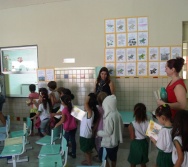 PCS - CMEI CORA CORALINA - 3º ETAPA: APRENDENDO A LIMPAR - MAT. E VESP.