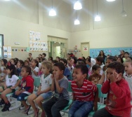 PCS - CMEI CORA CORALINA - 3º ETAPA: APRENDENDO A LIMPAR - MAT. E VESP.