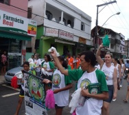 PC3ES  - CULMINÂNCIA DO PROJETO NA ESCOLA PROF ERNESTO NASCIMENTO COM PASSEATA NA RUA