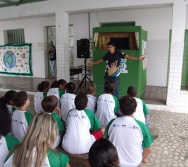 PC3ES  - CULMINÂNCIA DO PROJETO NA ESCOLA PROF ERNESTO NASCIMENTO COM PASSEATA NA RUA