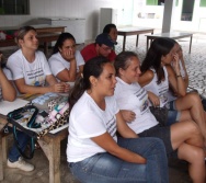 PC3ES  - CULMINÂNCIA DO PROJETO NA ESCOLA PROF ERNESTO NASCIMENTO COM PASSEATA NA RUA