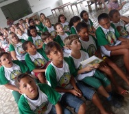 PC3ES  - CULMINÂNCIA DO PROJETO NA ESCOLA PROF ERNESTO NASCIMENTO COM PASSEATA NA RUA