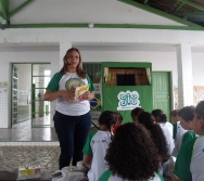 PC3ES  - CULMINÂNCIA DO PROJETO NA ESCOLA PROF ERNESTO NASCIMENTO COM PASSEATA NA RUA