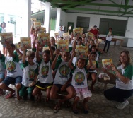PC3ES  - CULMINÂNCIA DO PROJETO NA ESCOLA PROF ERNESTO NASCIMENTO COM PASSEATA NA RUA