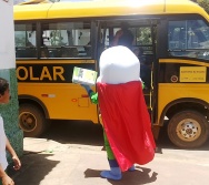 SUPER SUSTENTÁVEL CHEGA EM FUNDÃO E RECEPCIONA AS CRIANÇAS DA EMEF PROF ERNESTO NASCIMENTO
