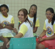 CAPRI - CMEI CORA CORALINA - APRESENTAÇÃO DA PROJETO CONTANDO HISTÓRIA COLORINDO VIDAS