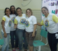 CAPRI - CMEI CORA CORALINA - APRESENTAÇÃO DA PROJETO CONTANDO HISTÓRIA COLORINDO VIDAS