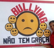 Projeto Cuida de Mim - Enfrentamento ao Bullying Escolar - EEEFM MARINGÁ