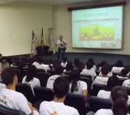 PALESTRA TODOS CONTRA O  BULLYING NO SENAC - 300 ADOLESCENTES CAPACITADOS