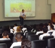 PALESTRA TODOS CONTRA O  BULLYING NO SENAC - 300 ADOLESCENTES CAPACITADOS