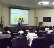 PALESTRA TODOS CONTRA O  BULLYING NO SENAC - 300 ADOLESCENTES CAPACITADOS