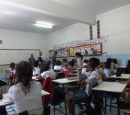 ATIVIDADE CONTANDO HISTÓRIAS COLORINDO VIDAS - ALUNOS DA ESCOLA LUDOVICO PAVONI - VITÓRIA