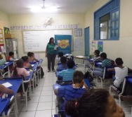 NA TRILHA DOS VALORES - CAPRI DE ALUNOS - ESCOLA ESCOLA EMEF ANTÔNIO V. DE REZENDE - SERRA