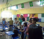 NA TRILHA DOS VALORES - CAPRI DE ALUNOS - ESCOLA ESCOLA EMEF ANTÔNIO V. DE REZENDE - SERRA