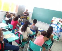 CASOS DE ESCOLA - CUIDA DE MIM - ENFRENTAMENTO AO BULLYING ESCOLAR