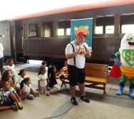 NA TRILHA DOS VALORES - 1ª ETAPA: VIVENCIAR - EMEF ANTÔNIO V. REZENDE