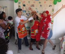 PROJETO CONTANDO HISTÓRIAS COLORINDO VIDAS! COM A PARTICIPAÇÃO DO PSICOPEDAGOGO E CONTADOR DE HISTÓRIA EUGÊNIO FERNANDES