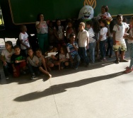 NA TRILHA DOS VALORES - 1ª ETAPA: VIVENCIAR - EMEF ANTÔNIO V. REZENDE