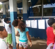 NA TRILHA DOS VALORES - ALUNOS EM AÇÃO COM AS ATIVIDADES DESENVOLVIDAS PELOS PROFESSORES