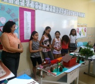 NA TRILHA DOS VALORES - ALUNOS EM AÇÃO COM AS ATIVIDADES DESENVOLVIDAS PELOS PROFESSORES