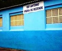 CAPRI DE PROFESSORES NA EMEF ANTONIO V. REZENDE - DISCIPLINA COLORIDA