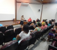 CURSO CONTAÇÃO DE HISTÓRIA NA SEMANA DO LIVRO INFANTIL - PARQUE BOTÂNICO DA VALE.