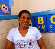 SENSIBILIZAÇÃO COM CRIANÇAS DE 3,4 E 5 ANOS APLICAÇÃO DO PROJETO COLORIR