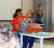 SENSIBILIZAÇÃO COM CRIANÇAS DE 3,4 E 5 ANOS APLICAÇÃO DO PROJETO COLORIR