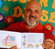 PROJETO COLORIR NO CMEI DE PRAIA DE CARAPEBUS - SERRA