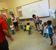 PROJETO COLORIR NO CMEI DE PRAIA DE CARAPEBUS - SERRA