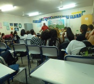 PALESTRA VIOLÊNCIA E JUVENTUDE - EEEF ZUMBI DOS PALMARES