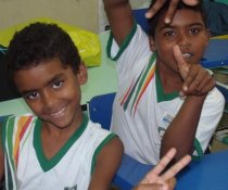 CASOS DE ESCOLA - CUIDA DE MIM - ENFRENTAMENTO AO BULLYING ESCOLAR - EMEF ANTÔNIO VIEIRA DE REZENDE