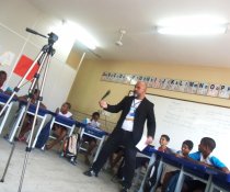 CASOS DE ESCOLA - CUIDA DE MIM - ENFRENTAMENTO AO BULLYING ESCOLAR - UMEF DARCY RIBEIRO