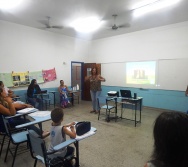 OFICINA O RESGATE DA LUDICIDADE ATRAVÉS DA CONTAÇÃO DE HISTÓRIAS