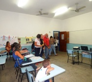 OFICINA O RESGATE DA LUDICIDADE ATRAVÉS DA CONTAÇÃO DE HISTÓRIAS