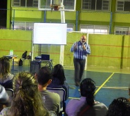 PALESTRA DESENVOLVIMENTO DE PESSOAS - ALUNOS DO CURSO DE ADMINISTRAÇÃO