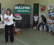 CURSO DE APRIMORAMENTO NO LAR SEMENTE DE AMOR - BULLYING O QUE FAZER COM ISTO? SUBSÍDIO PARA PROFESSORES.