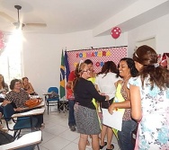FORMATURA DA 5ª TURMA DO PROJETO CONT.  HISTÓRIAS COLORINDO VIDAS