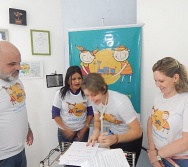 ASSINATURA DE CONVÊNIO PROJETO NTV - ESCOLAS X VALE X COLORIR - VESPERTINO