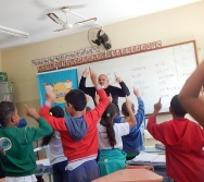 PROJETO NTV - EMEF ANTÔNIO V. REZENDE - CENTRAL CARAPINA - SENSIBILIZAÇÃO DE ALUNOS