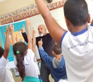 PROJETO NTV - EMEF ANTÔNIO V. REZENDE - CENTRAL CARAPINA - SENSIBILIZAÇÃO DE ALUNOS