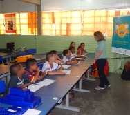 DESENHISTA ZOTA COM A TURMA DO NTV - PREMIAÇÃO DE ALUNOS - DESENHO DO MUSEU - EEEFM JONES JOSÉ