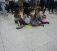 OFICINA : CANTAR , COLORI E CONTAR - BRINCANDO COM AS HISTÓRIAS - REDE DOCTUM - CURSO DE PEDAG