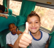 PROJETO NA TRILHA DOS VALORES - AULA DE CAMPO - PASSEIO DE TREM