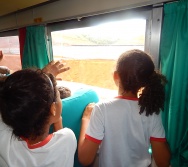 PROJETO NA TRILHA DOS VALORES - AULA DE CAMPO - PASSEIO DE TREM
