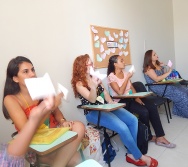 Curso Contando Histórias Colorindo Vidas - Turma 6