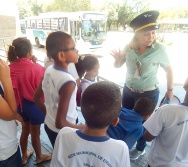 PROJETO NA TRILHA DOS VALORES - AULA DE CAMPO - PASSEIO DE TREM