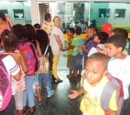 PROJETO NA TRILHA DOS VALORES - AULA DE CAMPO - PASSEIO DE TREM